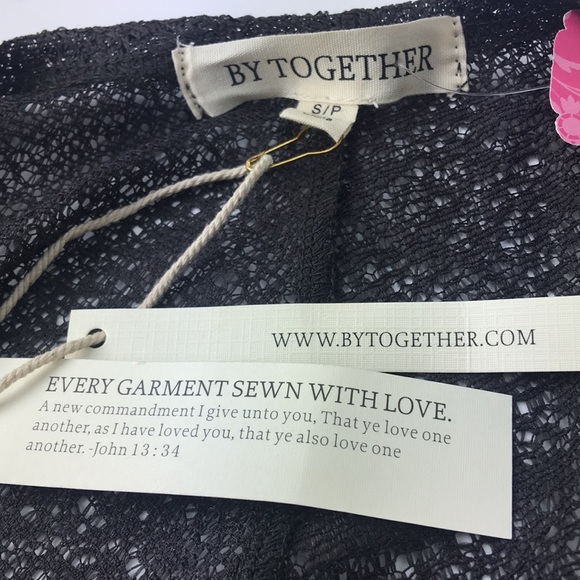 NEW Beautiful elegant lace cardigan - Picture 5 of 8